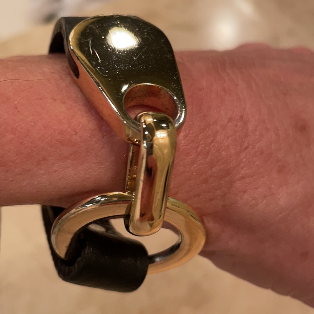 Leather Cuff Bracket